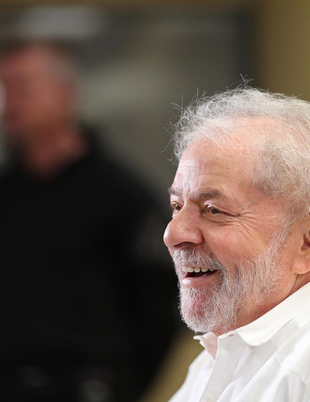 Lula recebe título de cidadão honorário de Paris
