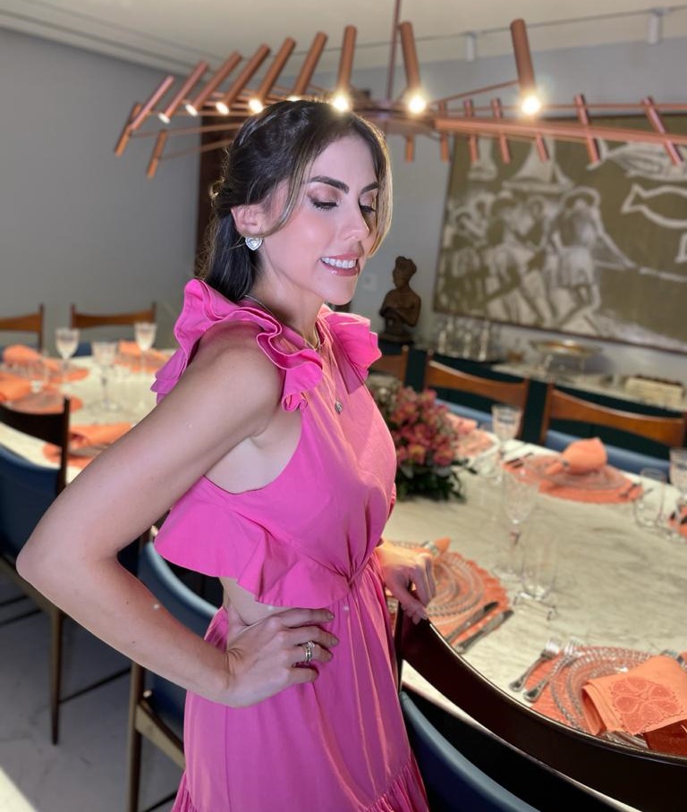 Empresária Mariana Andrade comemora aniversário com almoço na Vitória 