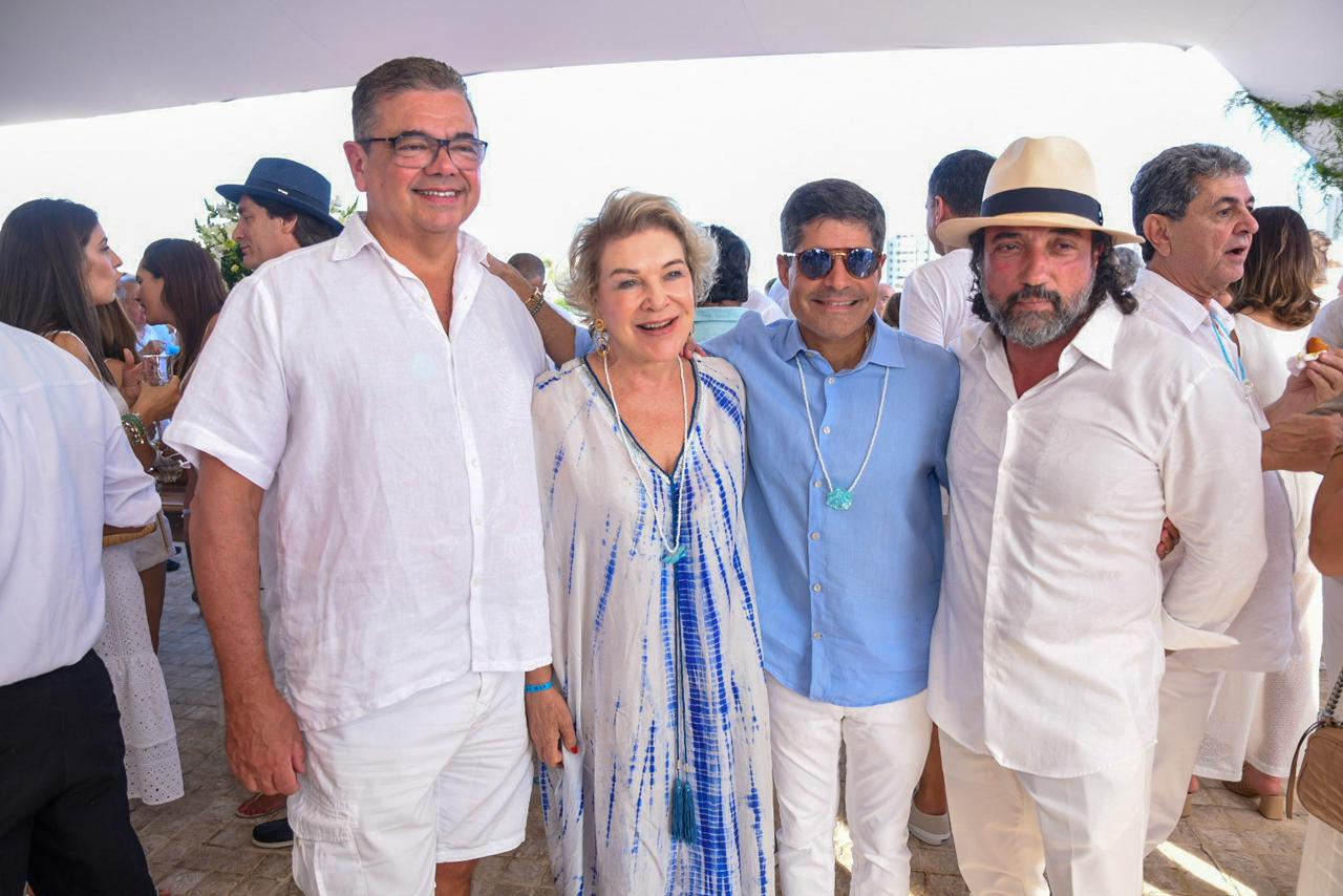 Fotos: Gilberto Gil, Marta Suplicy e ACM Neto prestigiam festa de Itamar Musse para celebrar Iemanjá no Rio Vermelho