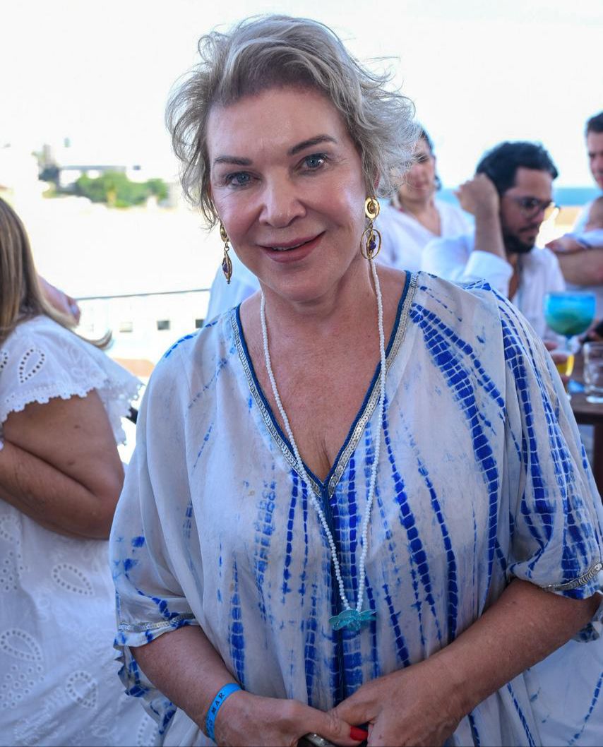  Marta Suplicy desembarca em Salvador e prestigia festa para Iemanjá no Rio Vermelho