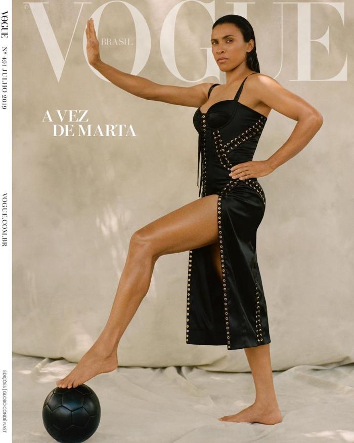 Marta estrela capa de nova edição da Revista Vogue