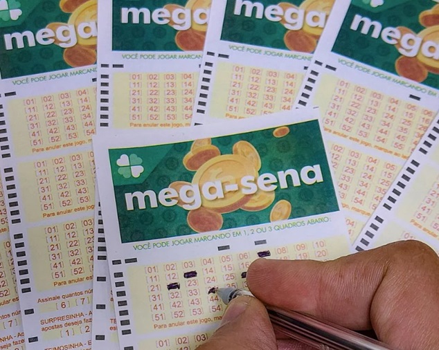 Mega-Sena sorteia prêmio acumulado em R$ 120 milhões nesta terça-feira (27)