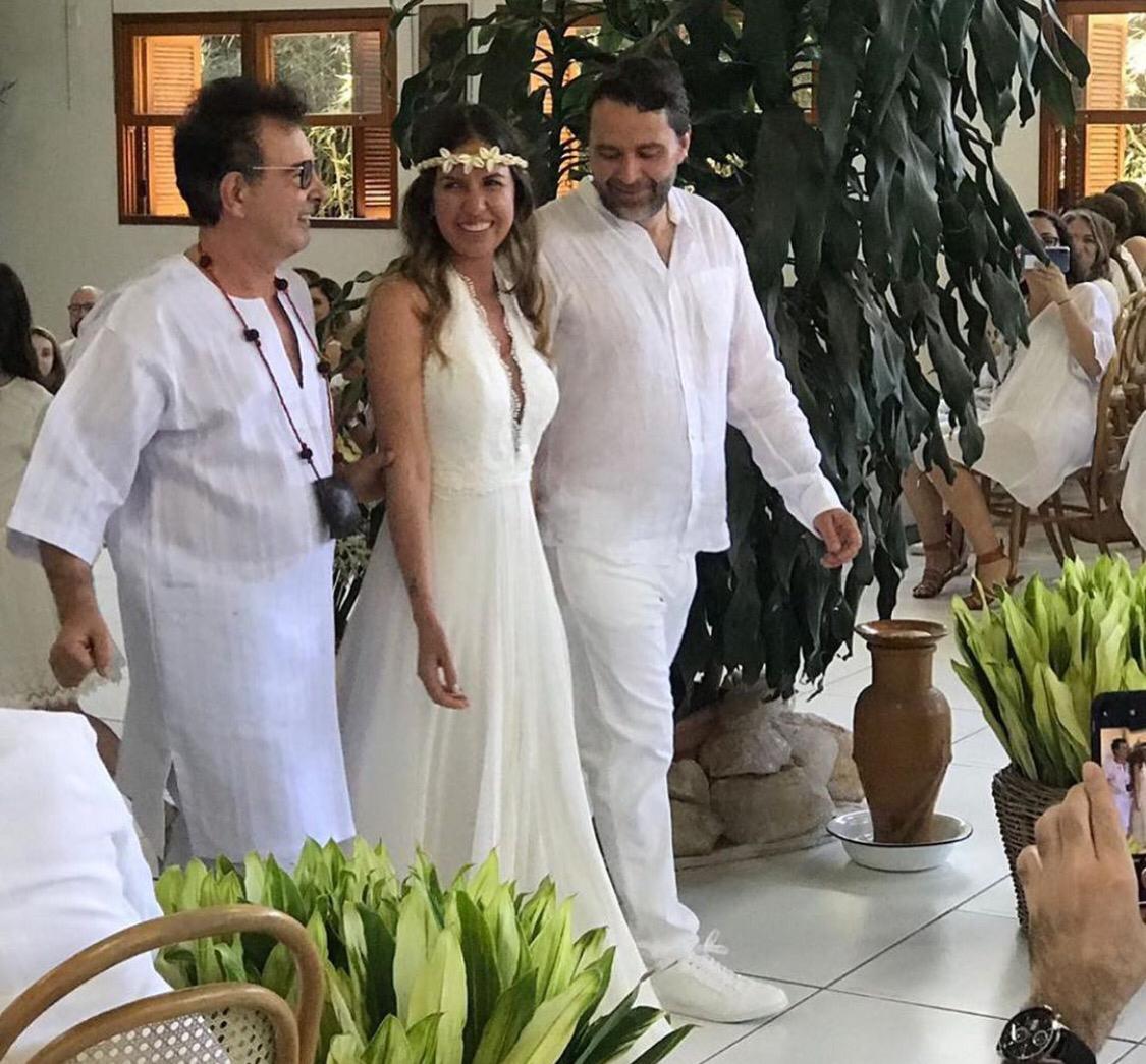 Morena Leite se casa seguindo os preceitos do Candomblé 