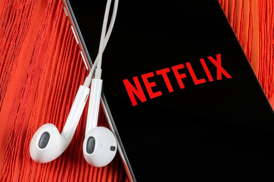 Fake news: mensagem sobre 'Netflix grátis' durante pandemia de coronavírus é falsa