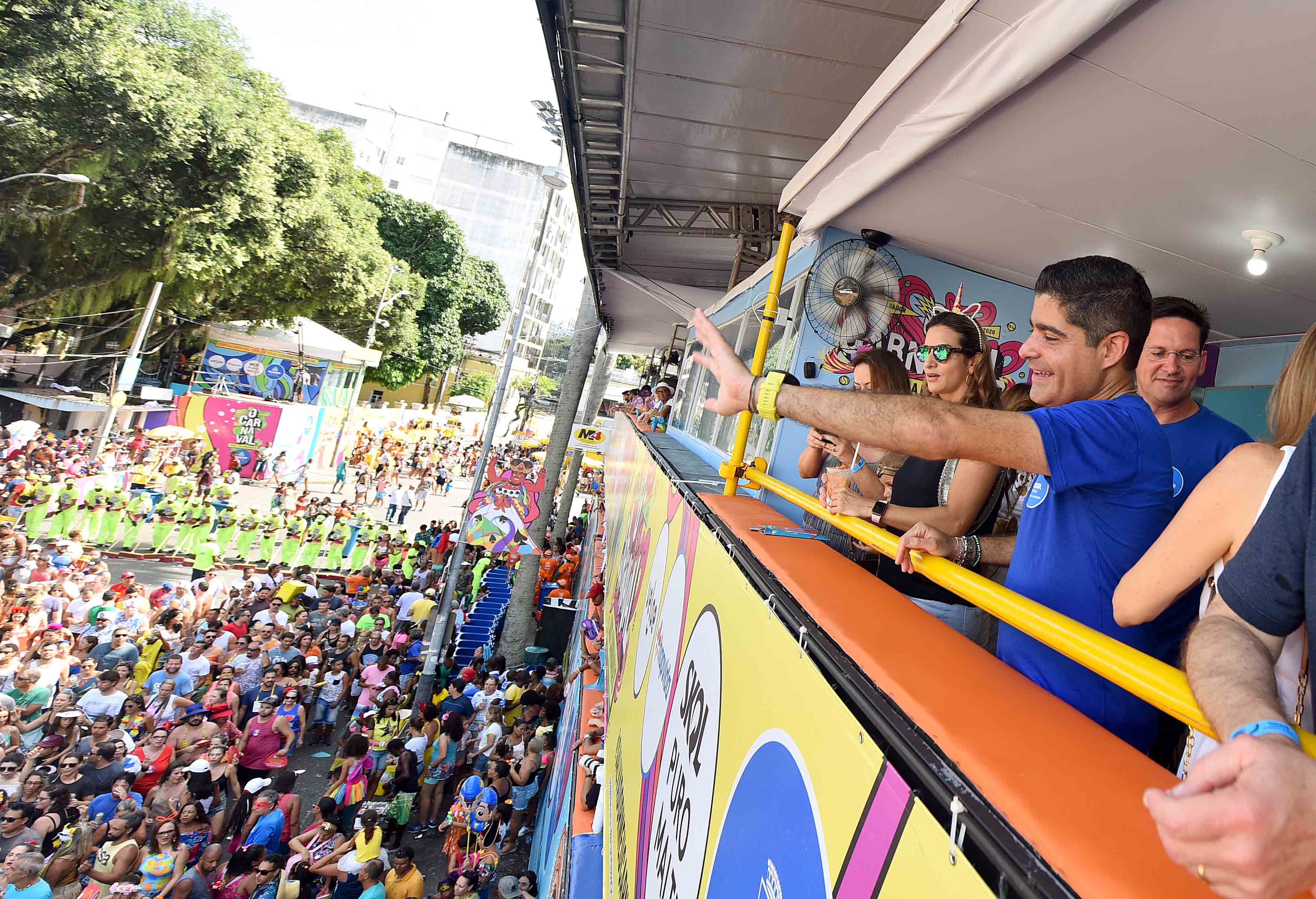 ACM Neto comenta recorde de público no sábado de Carnaval: "Nunca vi tanta gente"