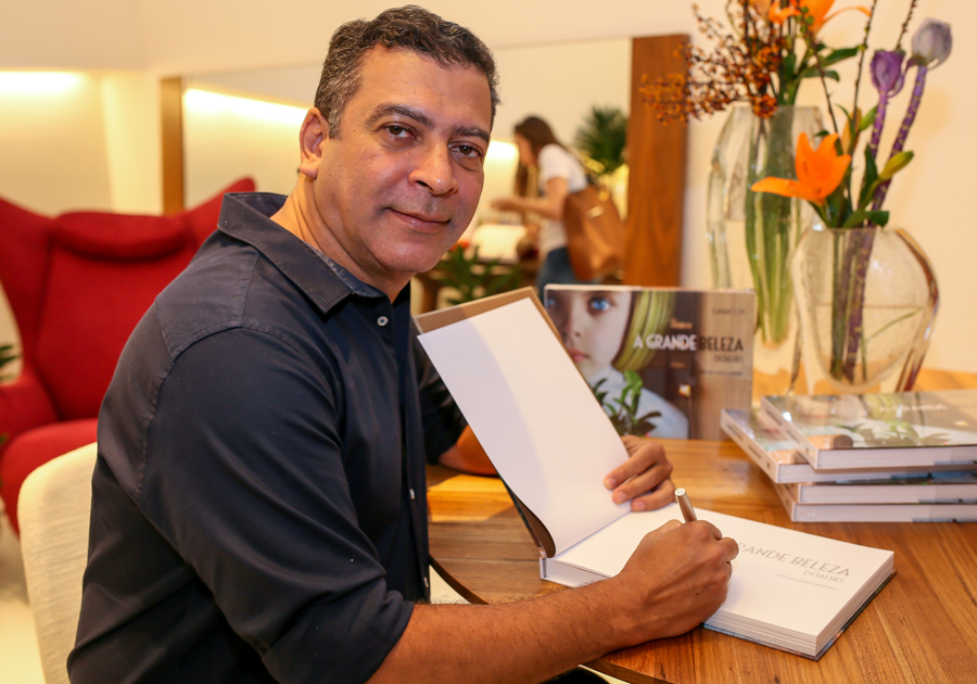 Pedro Ariel Santana lança o livro A Grande Beleza 3