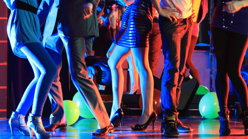 Decreto autoriza utilizar pista de dança nos bares e restaurantes de Salvador  