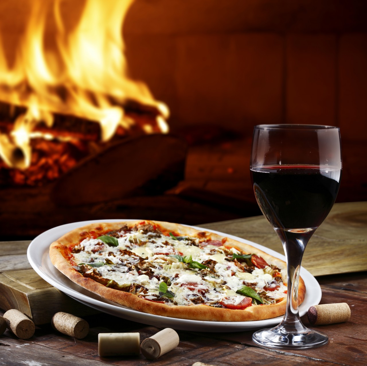 Dia da Pizza: aprenda a harmonizá-las com vinhos. Vem!
