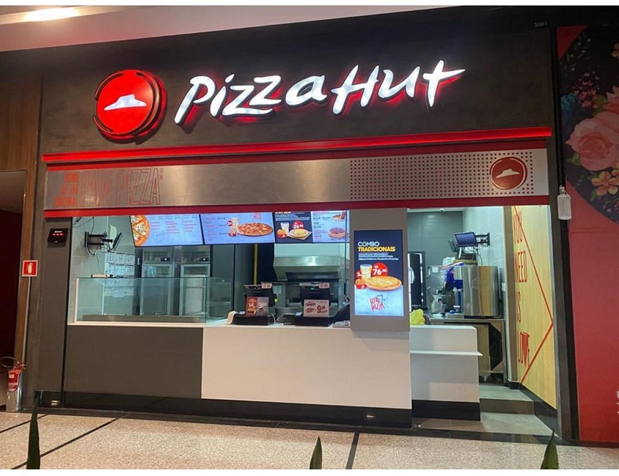 Pizza Hut inaugura unidade em Lauro de Freitas