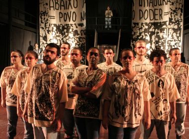 Teatro Vila Velha promove exibição do espetáculo "Primeiro de Abril"