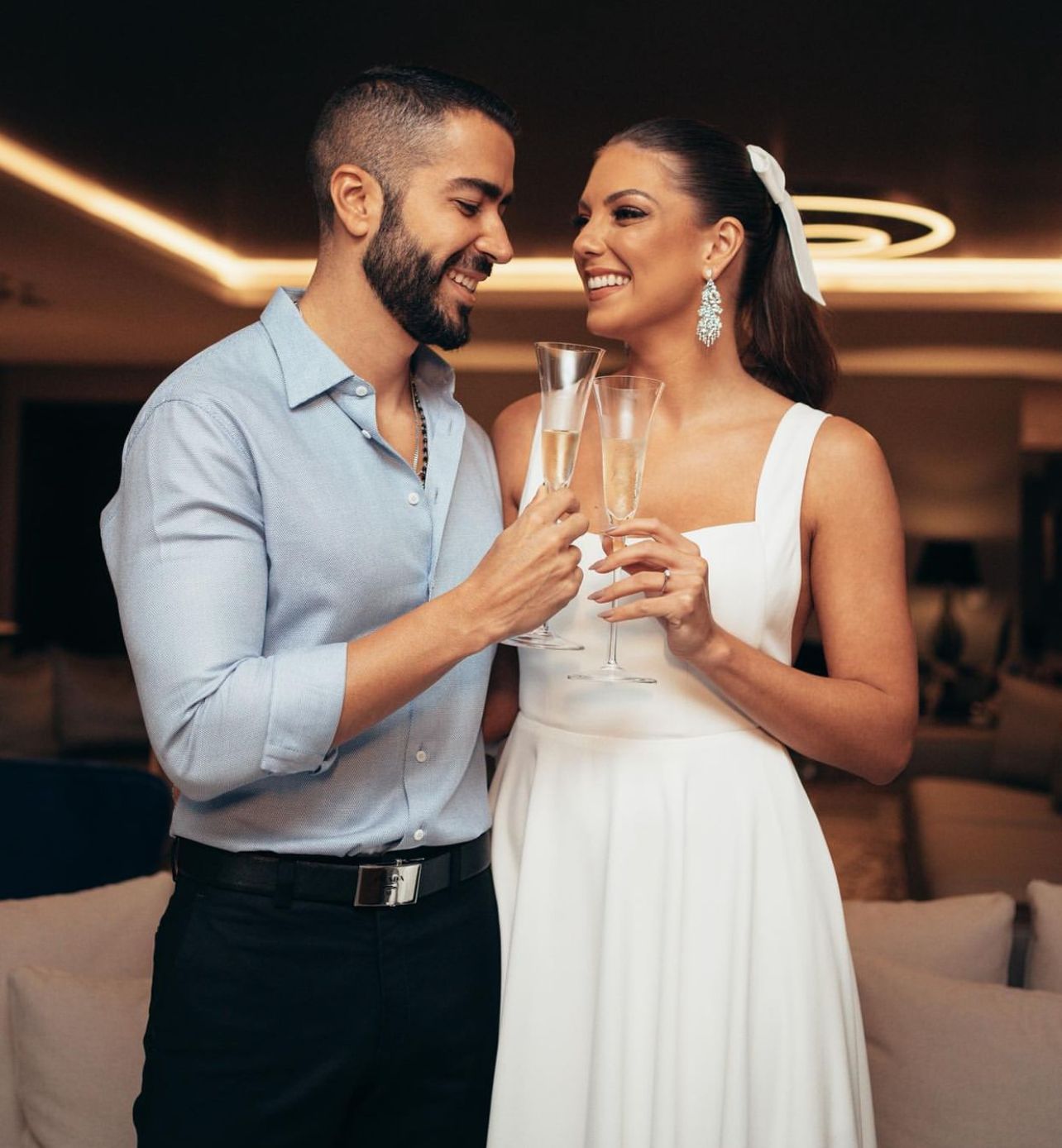 Rafa Marques e Pati Guerra oficializam noivado durante jantar intimista em Salvador; veja fotos 
