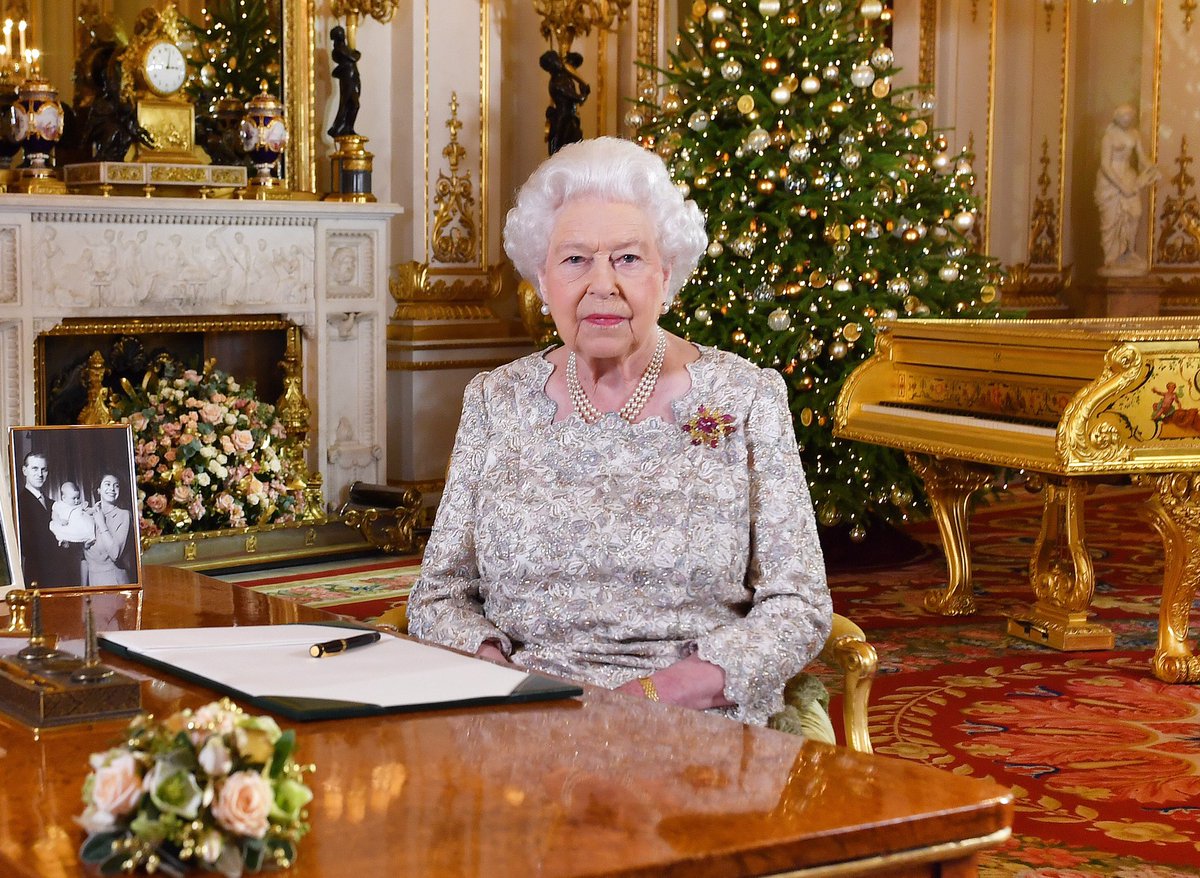 Em mensagem de Natal, Rainha Elizabeth II pede que diferenças sejam superadas 