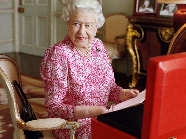 Rainha Elizabeth II se solidariza com as vítimas de Brumadinho 