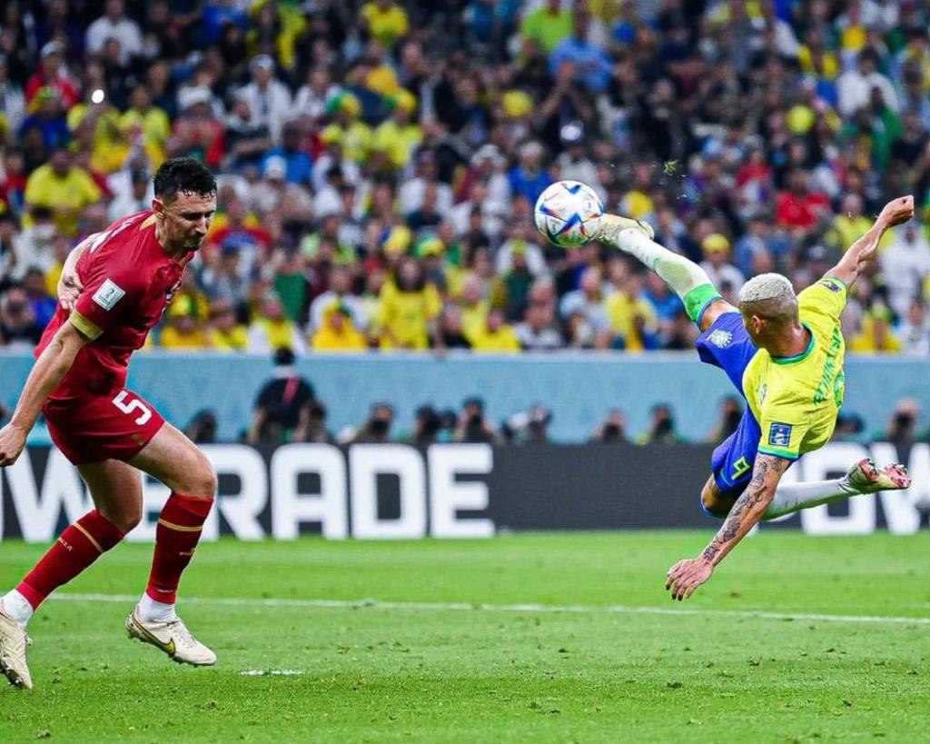Com dois gols de Richarlison, Brasil vence a Sérvia na estreia da Copa do Mundo 2022 