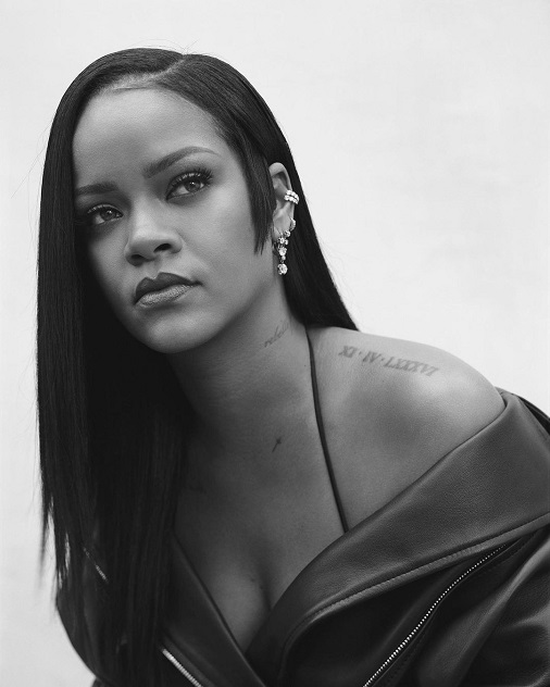 Rihanna anuncia primeiro perfume da sua marca Fenty