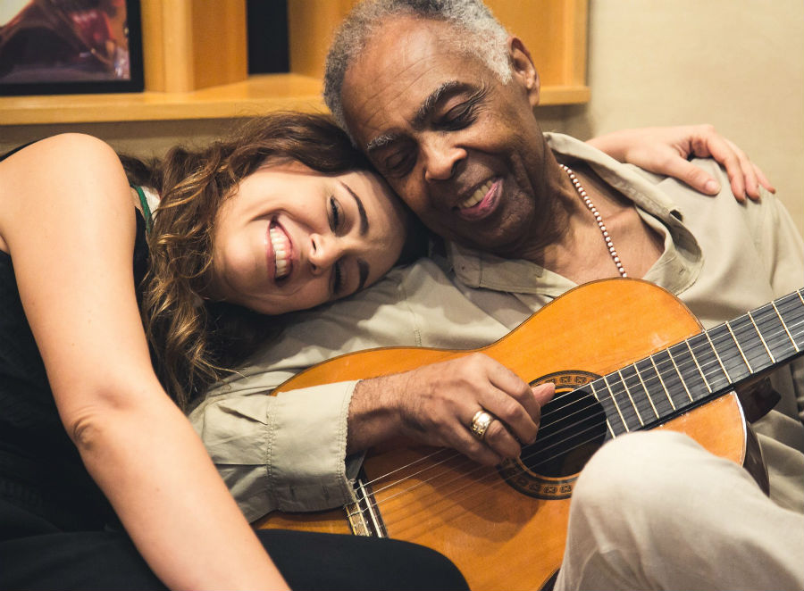 Roberta Sá lança álbum em homenagem a Gilberto Gil