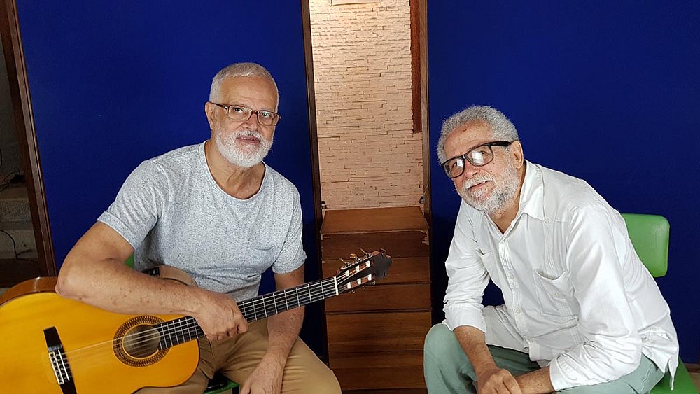 Roberto Mendes e José Carlos Capinan se apresentam no Rio Vermelho