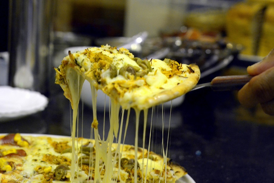 Dia da Pizza será comemorado com rodízio e sabor especial na Casa de Pedra