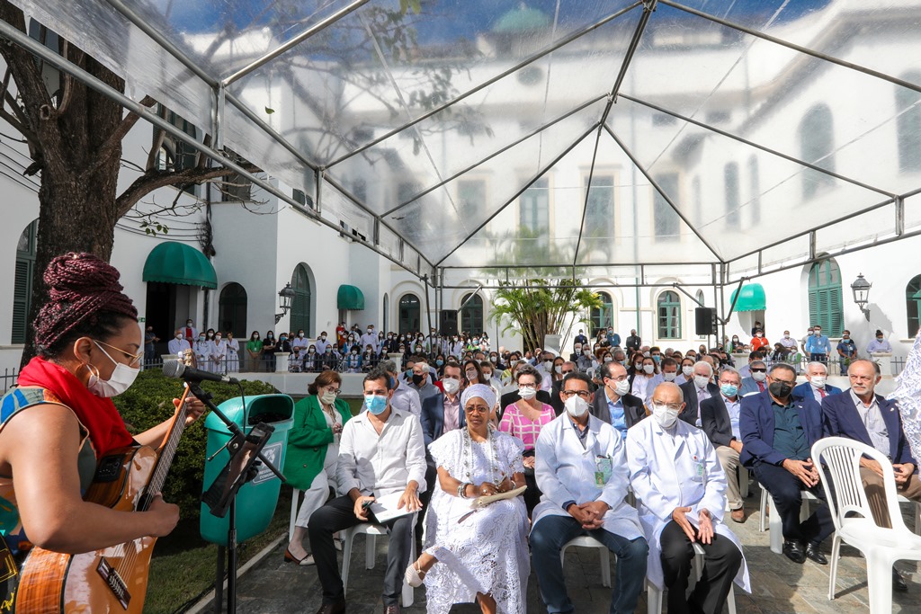Giro de fotos: Hospital Santa Izabel completa 129 anos com inauguração de instalações e exposição fotográfica