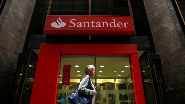 Santander inicia campanha de renegociação de dívidas vencidas