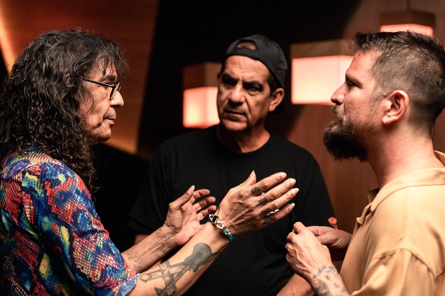 Registro histórico reúne Saulo, Luiz Caldas e Durval com direção de Chico Kertész