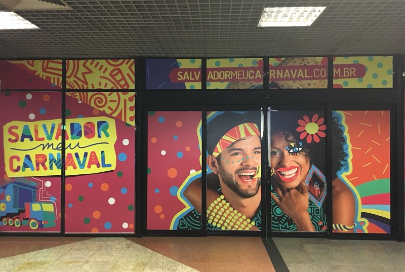 Aeroporto de Salvador recebe 14 mil pessoas no primeiro dia oficial de Carnaval