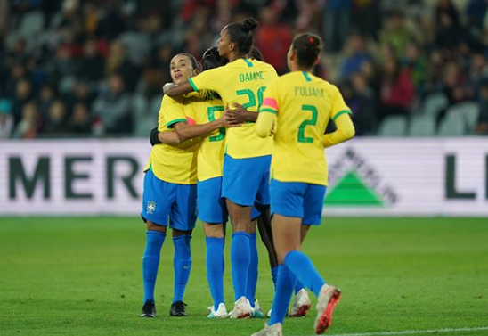 Seleção brasileira feminina já tem data para voltar aos campos