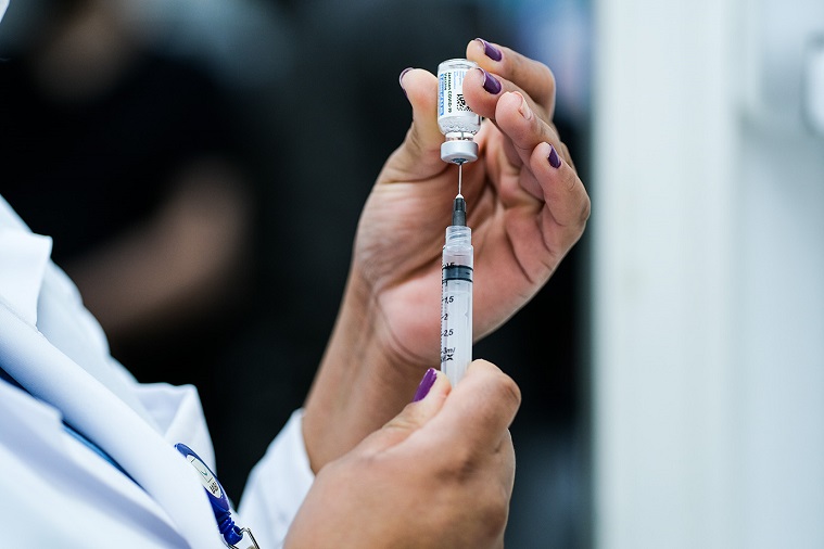 Salvador antecipa aplicação da 2ª dose da vacina para quem está com data programada até 19 de julho