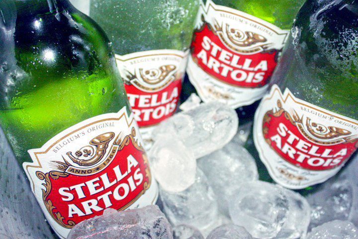 Stella Artois vai refrescar o aniversário de cinco anos do Alô Alô Bahia