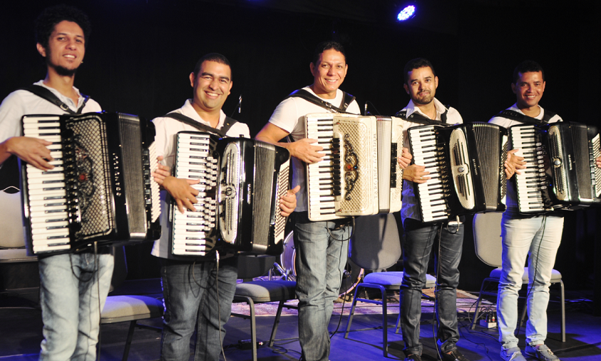 Liderado por Targino Gondim, Quinteto Sanfônico do Brasil se apresenta na Estação Rubi
