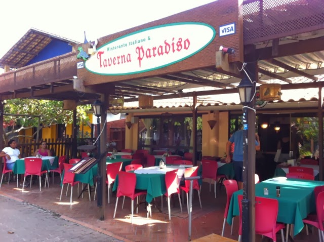 Taverna Paradiso, em Praia do Forte, está funcionando através do serviço de delivey 