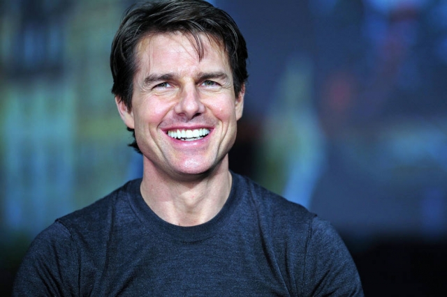 Tom Cruise vai gravar filme diretamente do espaço