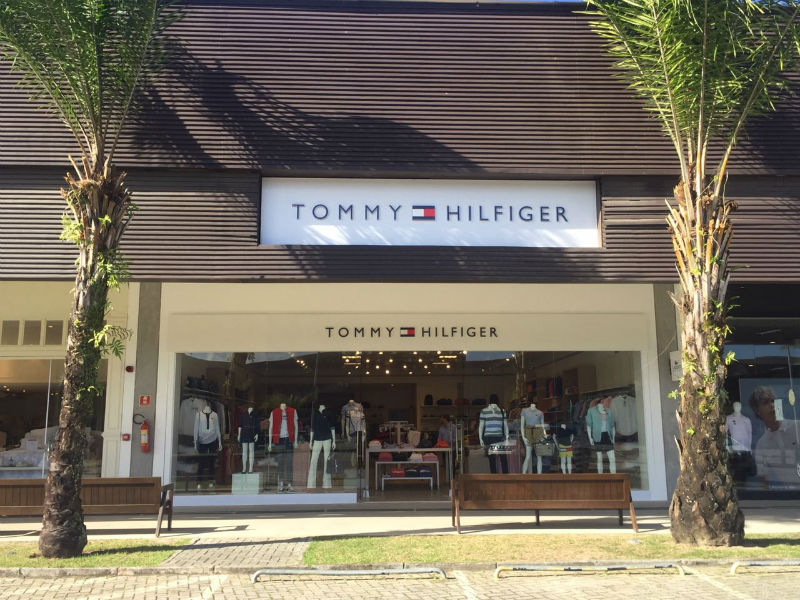 Tommy Hilfiger inaugura primeira loja na Bahia