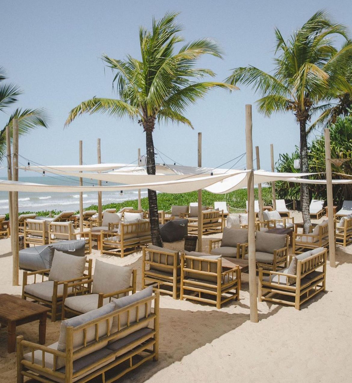 Trancoso ganha restaurante na praia que promete ser uma das grandes novidades do verão 