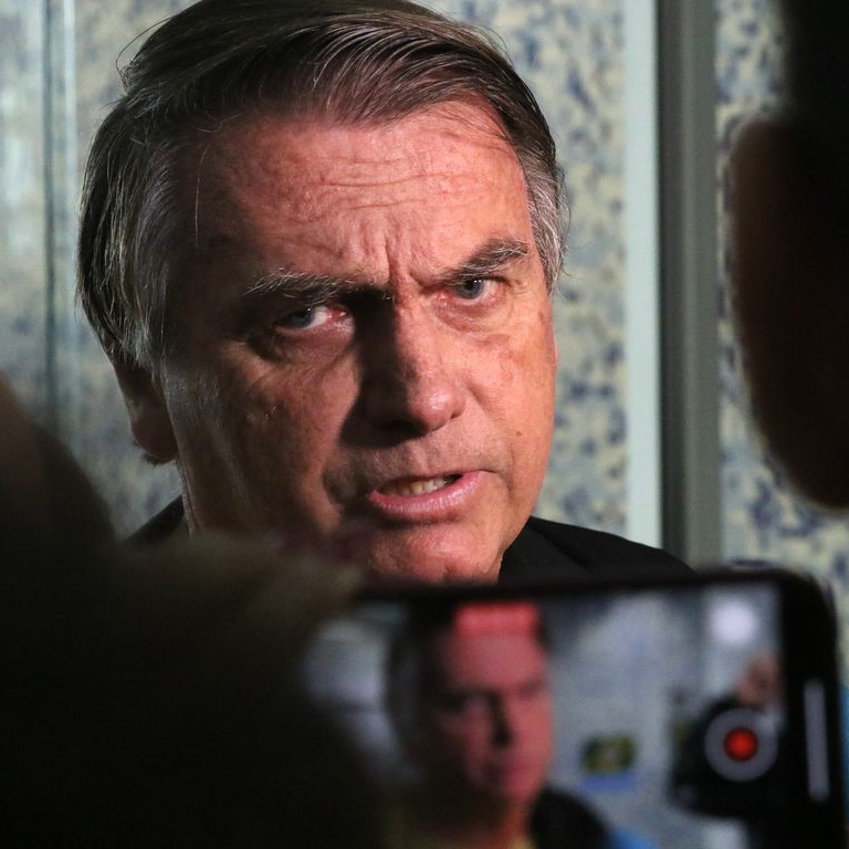 TSE forma maioria e decide manter Bolsonaro inelegível