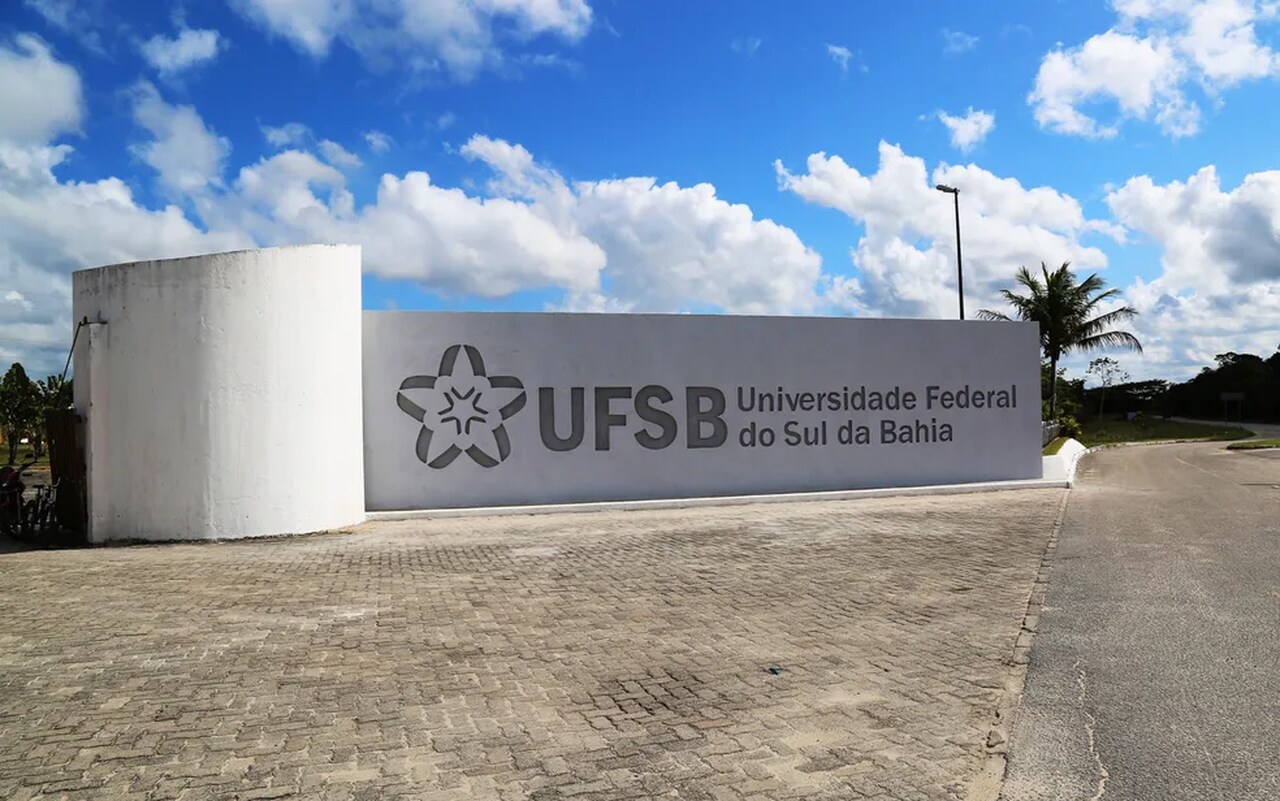 Universidade Federal do Sul da Bahia abre inscrições para curso superior; são mais de 700 vagas