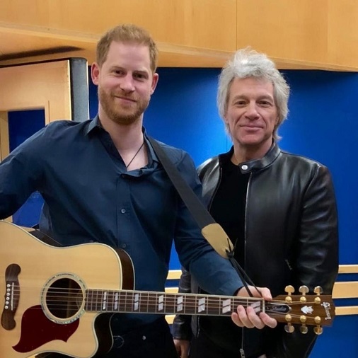 Confira a parceria musical entre Bon Jovi e Príncipe Harry