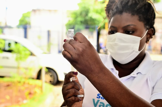 Salvador contabiliza mais de 76 mil pessoas que não tomaram a primeira dose da vacina contra Covid-19