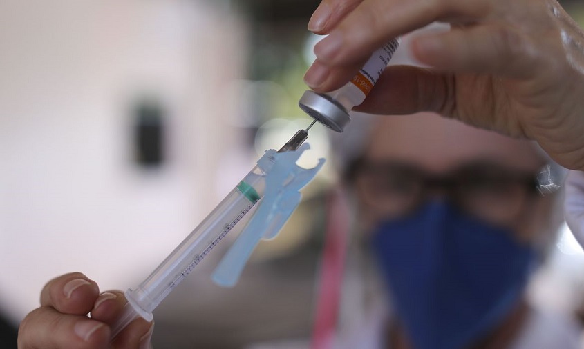 Brasil deve receber 69,4 mi de doses de vacinas contra covid-19 em setembro