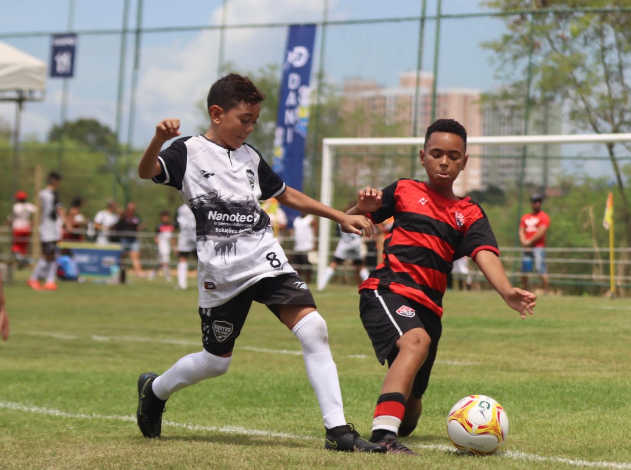 Salvador recebe torneio de futebol infantil com quase 2 mil jovens atletas de cinco países