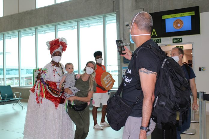 Às vésperas do verão, aeroporto de Salvador estreia nova rota para Florianópolis 