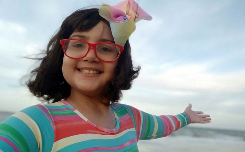 Morre Yasmin Bastos, baiana de 11 anos que enfrentava uma leucemia