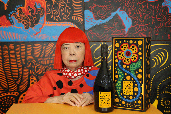  Artista japonesa Yayoi Kusama reinterpreta champanhe da Veuve Clicquot