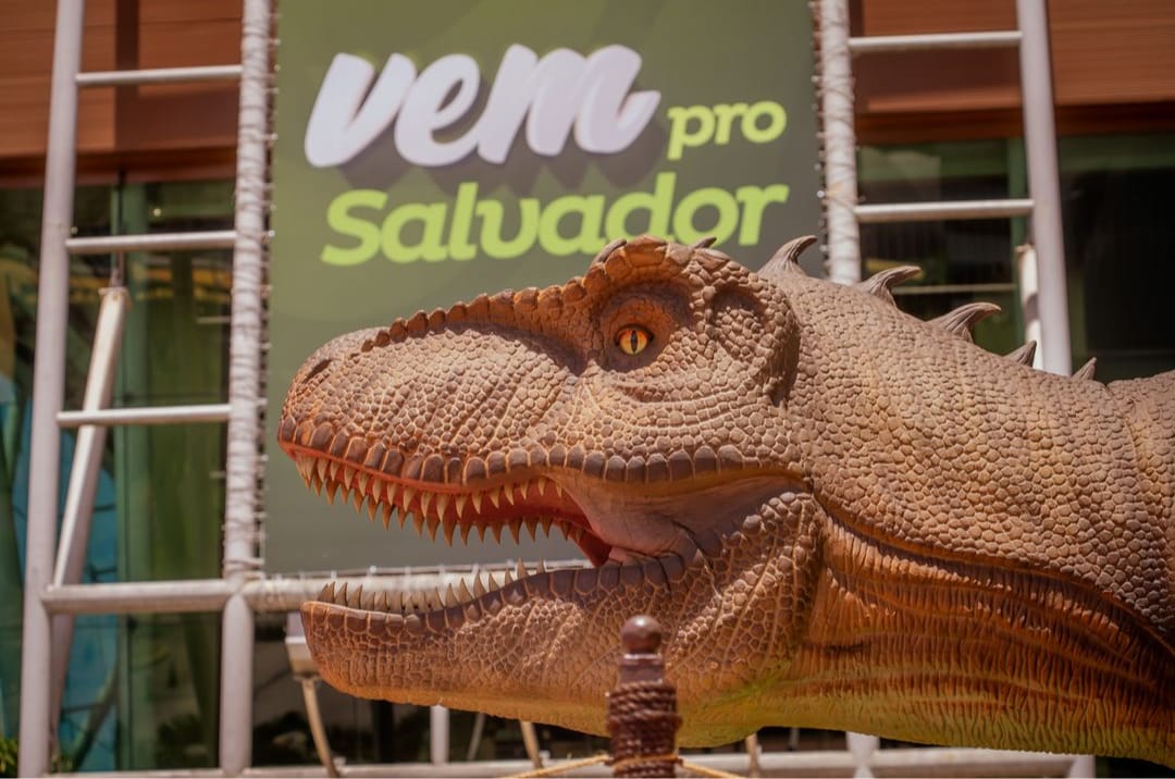 Maior exposição de dinossauros da América Latina encerra temporada em Salvador neste domingo