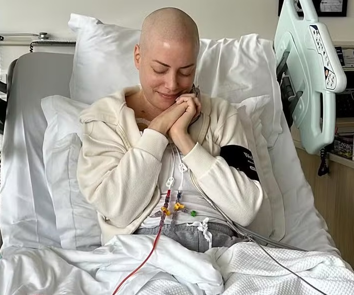 Fabiana Justus recebe doação de medula óssea durante tratamento contra leucemia: “minha segunda chance”