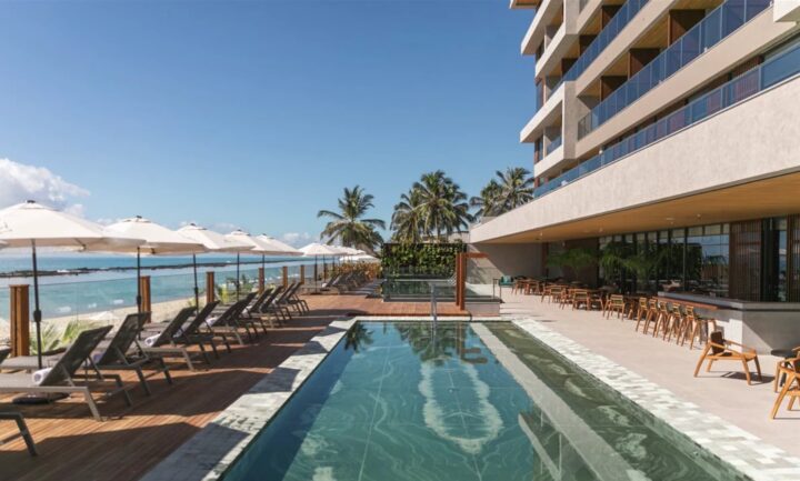 Ritz inaugura hotel de luxo de R$ 83 milhões em Barra de São Miguel, em Alagoas
