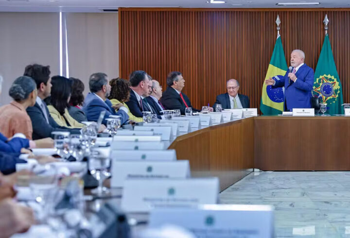 Lula e ministros se reúnem para discutir ampliação de crédito para microempreendedores