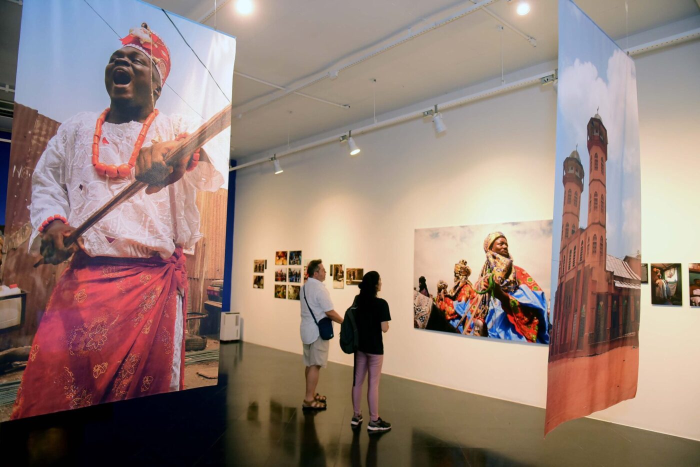 Exposição fotográfica no Muncab faz imersão nas ligações culturais entre Brasil e África