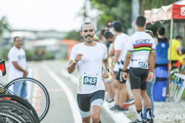 De Salvador para o mundo: Baiano conquista vaga no Campeonato Mundial de Triathlon