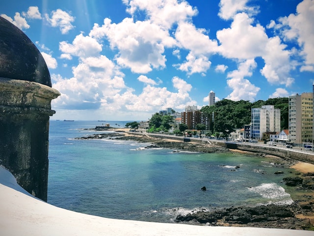 Barra, Rio Vermelho, Pituba e mais: saiba quais praias estão impróprias para banho em Salvador neste fim de semana